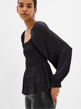 GAP Smocked Floral Long Sleeve Peasant Top Black Peplum Top Size Small